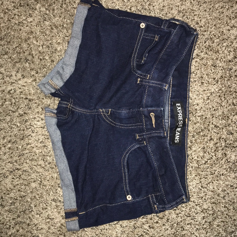 Express jean shorts low rise size 2